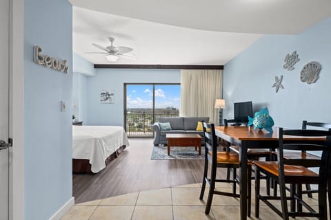 3-web-or-mls-15100-front-beach-rd-unit-729