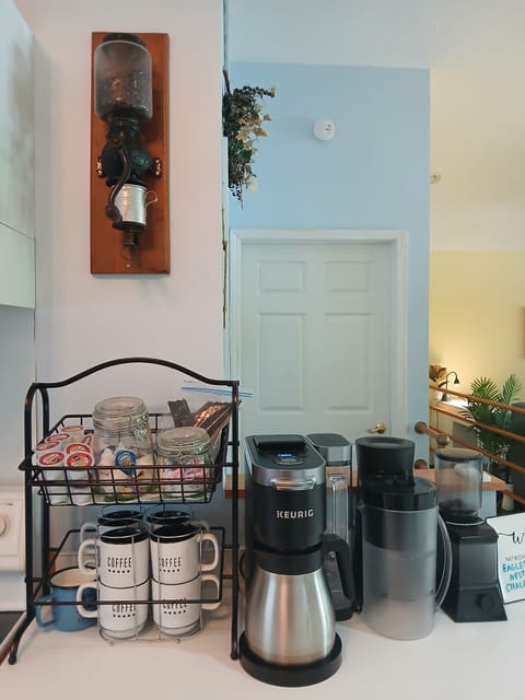 Coffee Bar ( Tea)- complimentary 