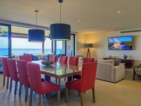 Dining Room with seating for 10