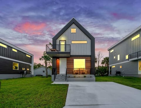 Modern exterior