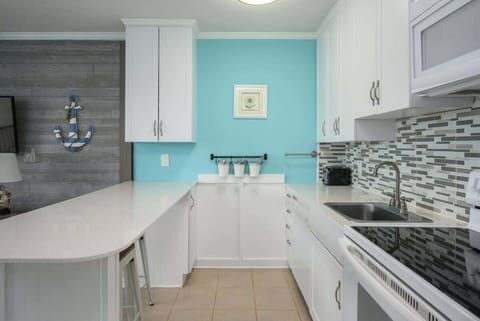 Quartz countertops and Island