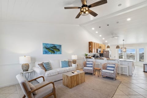 Inviting and bright living room on top floor!