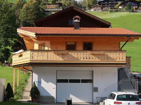 House, Roof, Property, Building, Home, Real Estate, Architecture, Car, Vehicle, Facade