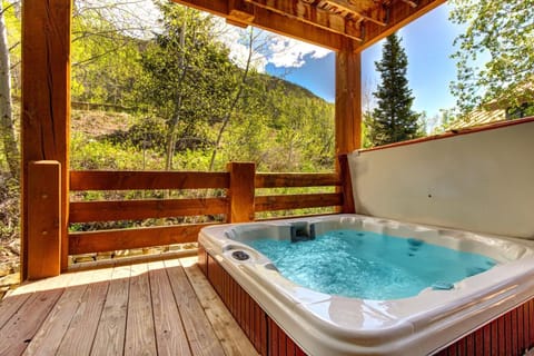 Villa, 5 Bedrooms (Hot Tub, Sleeps 12 (PAC-2410)) | Bathroom | Shower, designer toiletries