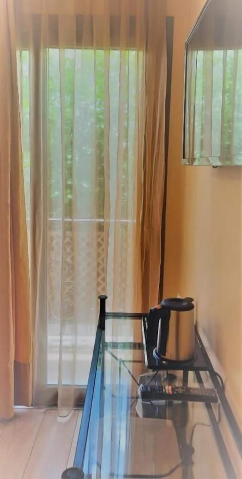 Standard Single Room | Hypo-allergenic bedding, in-room safe, soundproofing, iron/ironing board