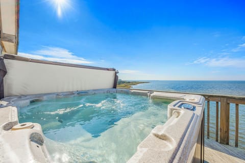 Surf or Sound Realty - 1047 - LV 2 Kite - Hot Tub -2
