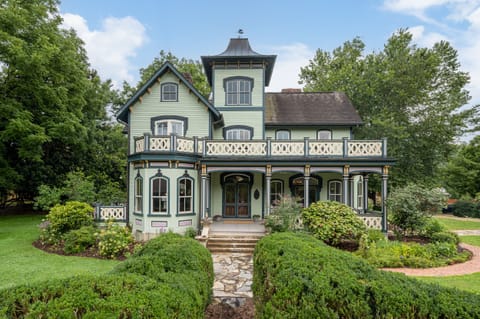 Magnolia House (1)