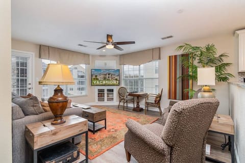 Enjoy some quality time together making memories together in this space!