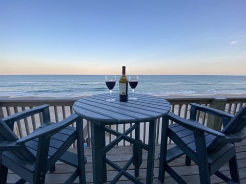 Morning and night, the upper deck's ocean views are spectacular.
