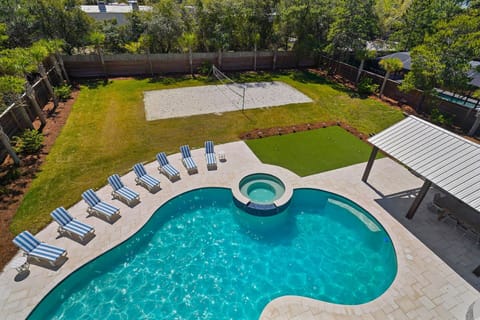 The Belvedere - Blue Mountain Beach - Private Pool, Putting Green & Volleyball Court