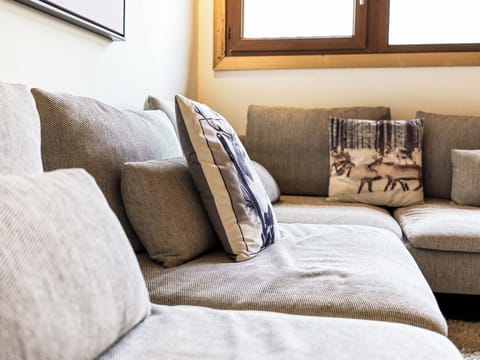 ffd24e75-6924-48aa-a093-ed50016341f7