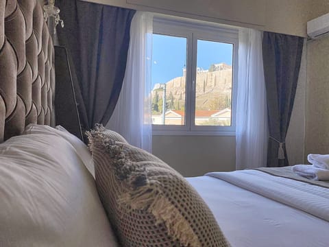 Luxury Apartment | 1 bedroom, premium bedding, soundproofing, iron/ironing board