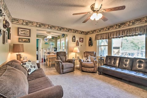 Osage Beach Vacation Rental | 3BR | 2BA | 1,041 Sq Ft | Access Only By Stairs
