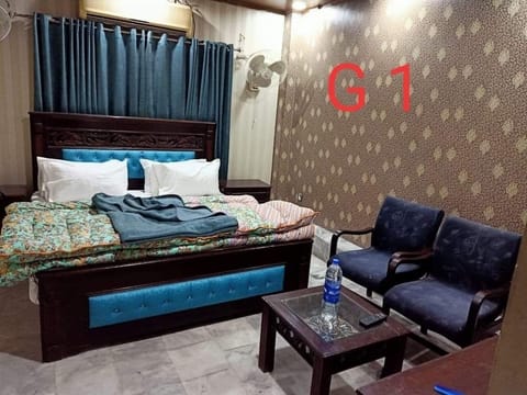 Double Room | Laptop workspace, WiFi (free)