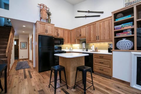 Fully equipped kitchen for the proper breakfast before you go explore or a home-cooked dinner to spend with your family and friends.