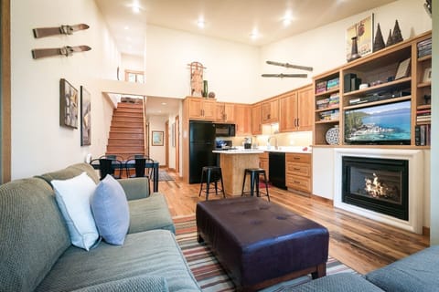 Cozy living space for the perfect setting to share new memories with friends and family.