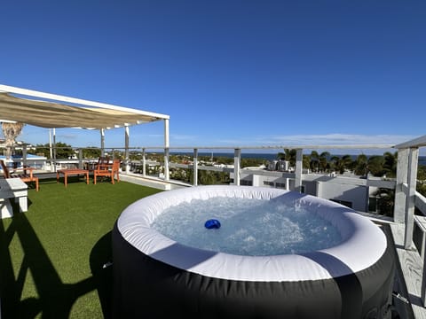 Heated Roof Top Jacuzzi overlooking La Parguera.
