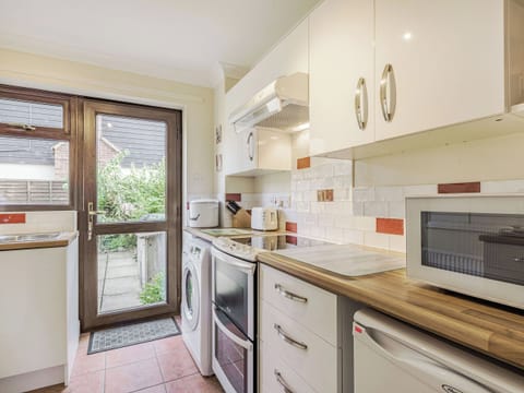 Kitchen | Nightingale Cottage, Castle Acre, near Kings Lynn