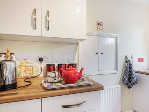 Kitchen | Nightingale Cottage, Castle Acre, near Kings Lynn