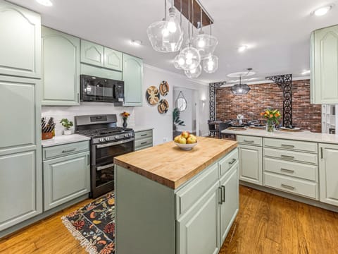 Brand new DOUBLE stove with Air Fryer feature