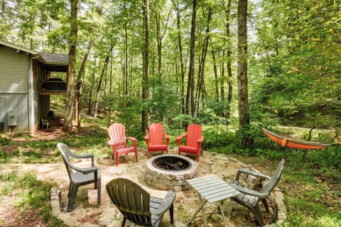 Otto Vacation Rental | 3BR | 2BA | 1,250 Sq Ft | 2 Steps Required to Access