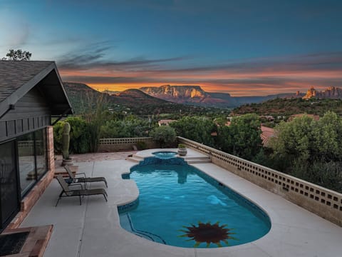 Surrounded by Breathtaking Views!