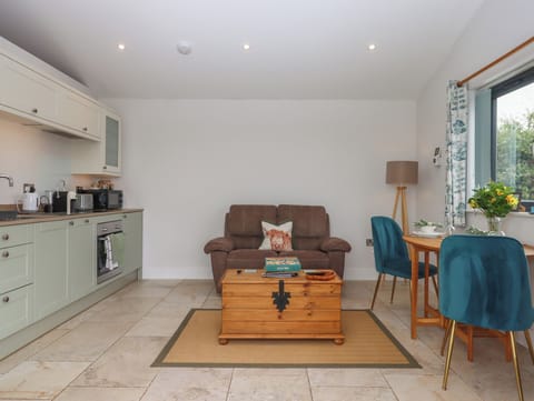 Cottage | Living area