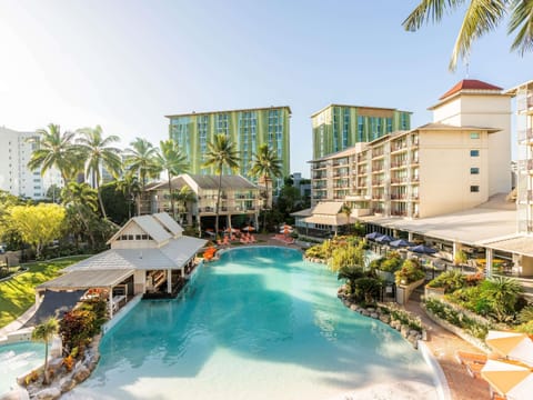 Outdoor pool, pool umbrellas, sun loungers