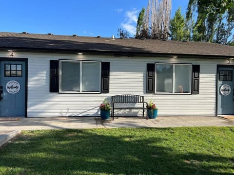 4c73515e 9757 4571 8ffe 18dd5fe7890a