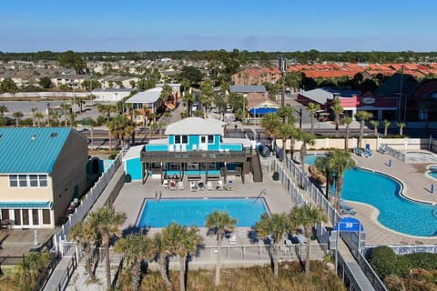 Gulfside Swimming Pool & Restaurant