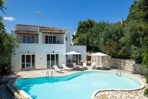 Building Exterior, Outdoor, Pool