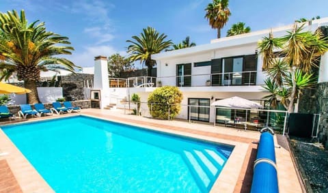 223 - Villa Ventura - Pool & Terrace