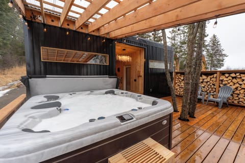Separate Spa Shared between 4 cabins with Hot tub!