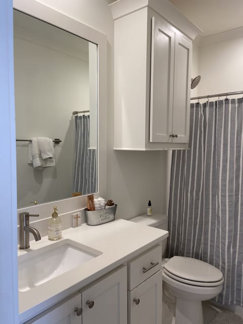 1 of the Upstairs bathrooms 