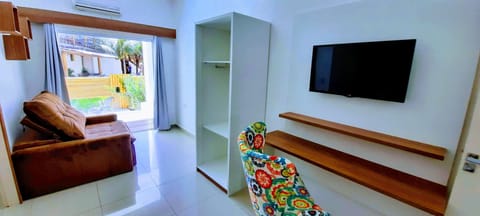 Junior Room, Private Pool, Ground Floor | Minibar, free WiFi, bed sheets
