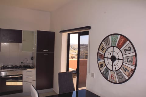Apartment, 1 Bedroom | Private kitchen | Full-size fridge, microwave, dishwasher