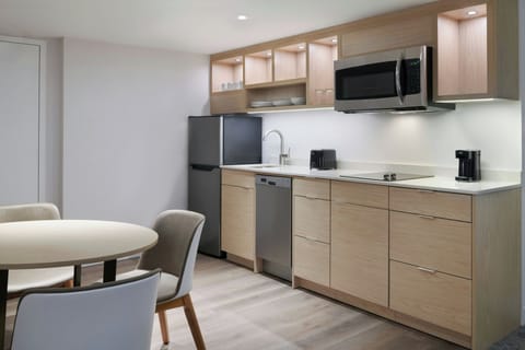 Desk, iron/ironing board, free cribs/infant beds, free WiFi