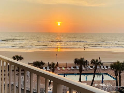 Panoramic Studio, 1 King Bed with Sofa bed, Kitchen, Ocean View | Terrace/patio