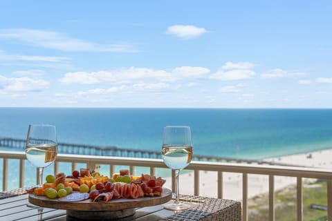 From your 16th floor balcony, unwind on your private balcony and watch the waves roll in