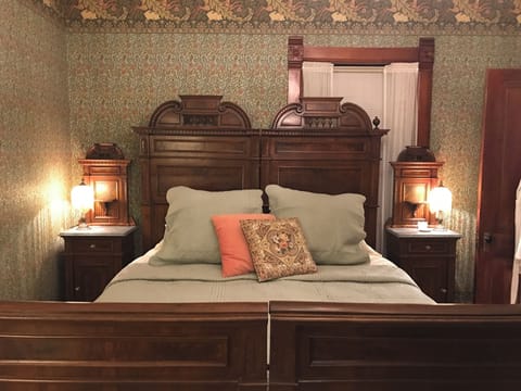 Room (Beth's Forest) | Egyptian cotton sheets, premium bedding, pillowtop beds