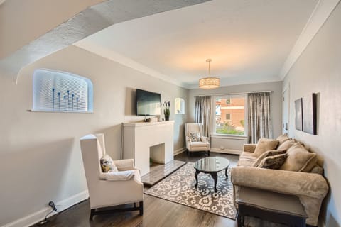 Denver Furnished Rental - Living Room