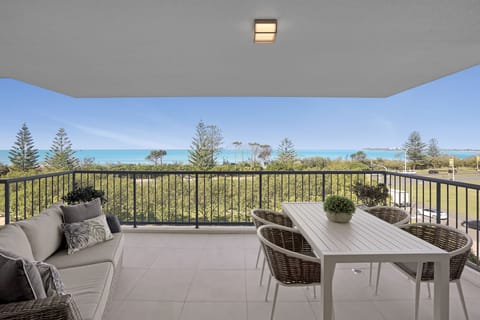 Ocean view unit -Alex Headland Beach