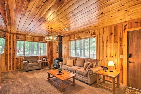 Pinetop Vacation Rental | 2BR | 2BA | 1,600 Sq Ft | 1 Step Required