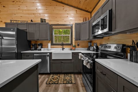 Fully equipped kitchen including cook/bake/dinner/silver-ware