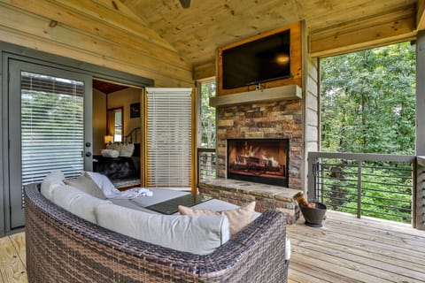 Master porch access