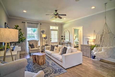 Baton Rouge Vacation Rental | 3BR | 2BA | 1,400 Sq Ft | Step-Free Access