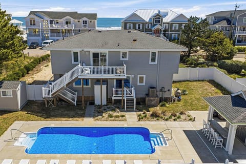 Private Pool Area