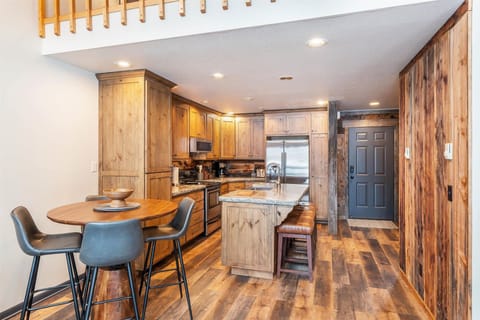 Fully stocked kitchen.