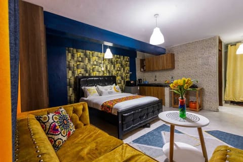 Classic Studio | Private kitchen | Fridge, microwave, electric kettle, cookware/dishes/utensils