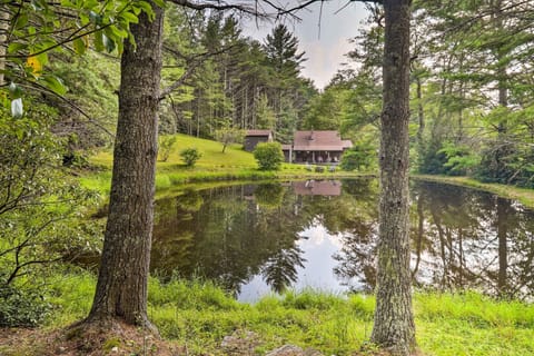 Ennice Vacation Rental | 1BR | 1BA | 800 Sq Ft | Stairs Required